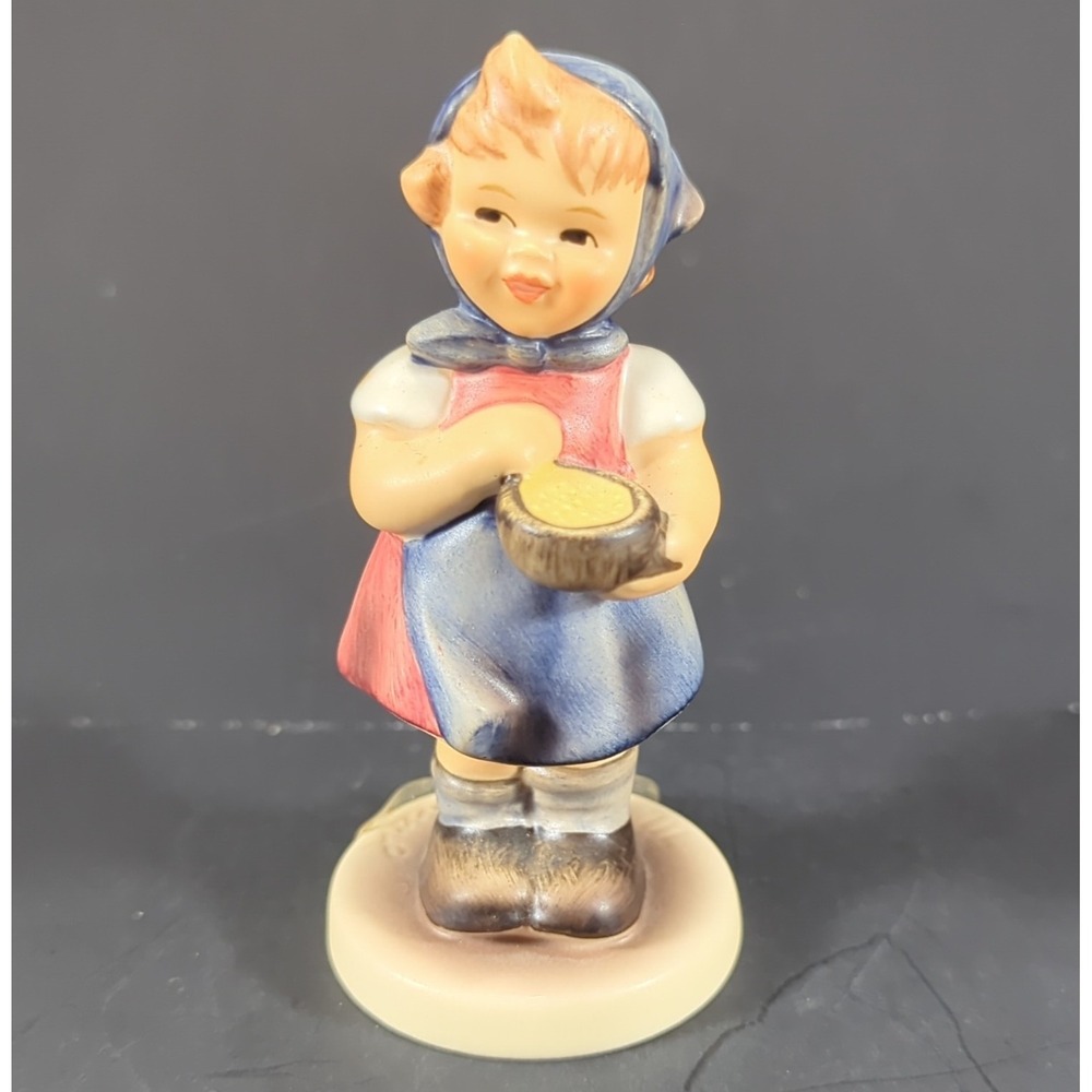 Goebel Hummel "From Me To You" Figurine #629 M.I. Hummel Club 1995/96